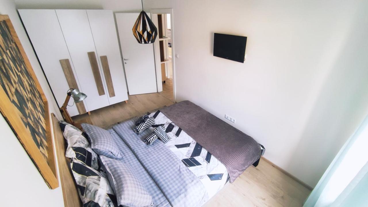 דירות טוזלה Apartman Lena מראה חיצוני תמונה